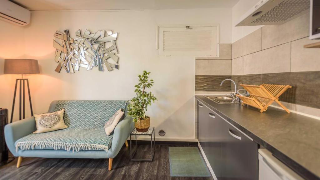 1A - Chambres Et Appartements Au Calme - Centre St Denis - Barachois Saint-Denis Esterno foto